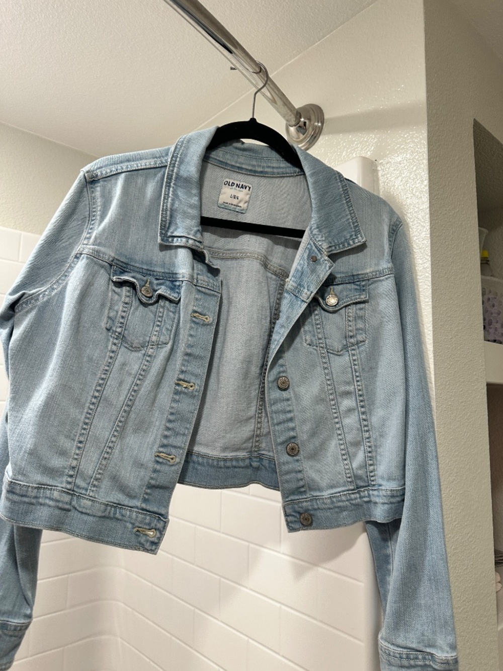 Cropped Jean Jacket - Picture 2 of 3